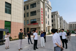 集团领导一行视察各园区，要求抓好落实园区“三优化三提升”工作